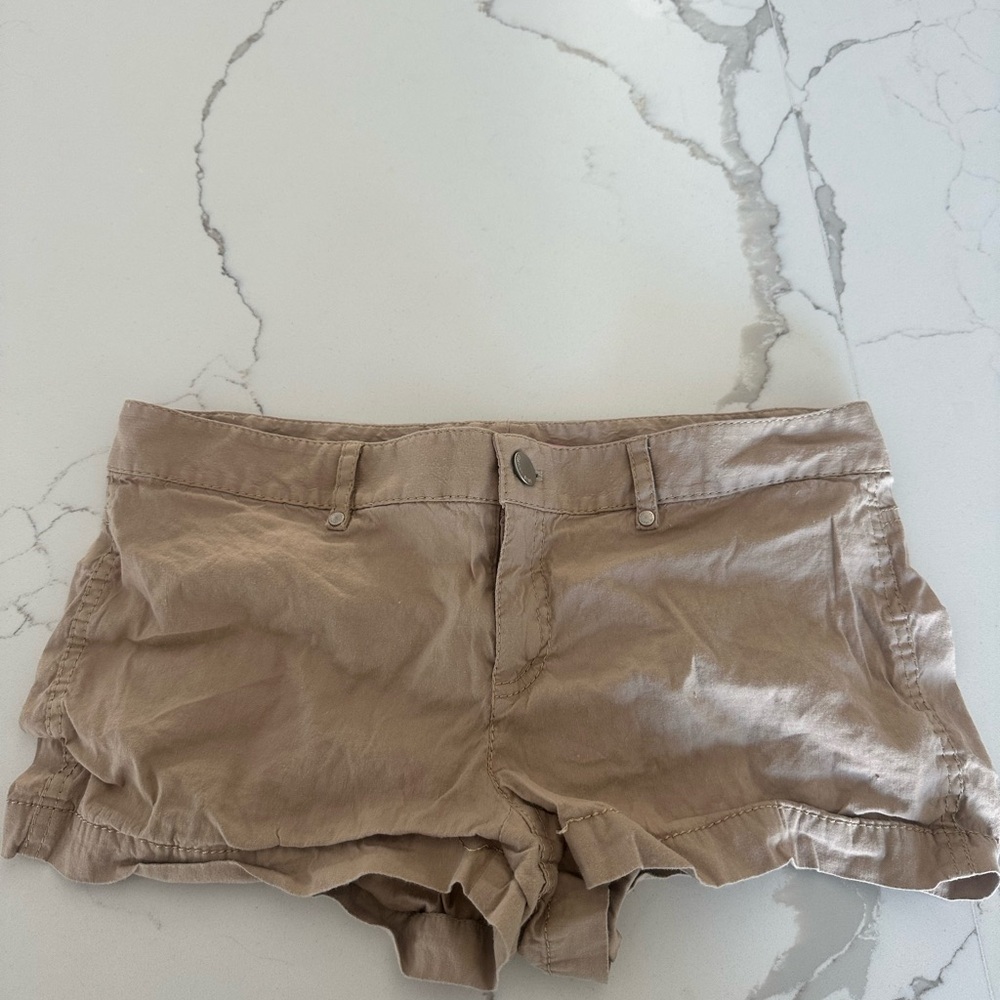 Gianni Bini Women's Tan Cargo Shorts